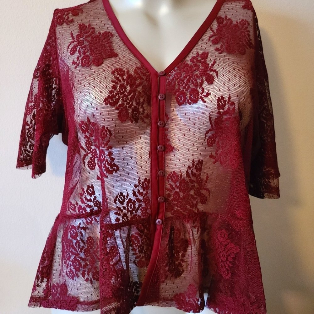 Lace peplum party top